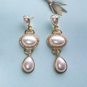 Long pearl earrings